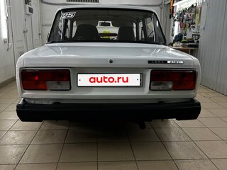 2006 Lada (ВАЗ) 2107, белый, 330000 рублей, вид 2