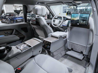 2025 Land Rover Range Rover P615 MHEV Long V, чёрный, 35500000 рублей, вид 2