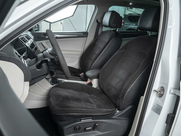 2018 Volkswagen Tiguan Allspace II, белый, 3369000 рублей - вид 11