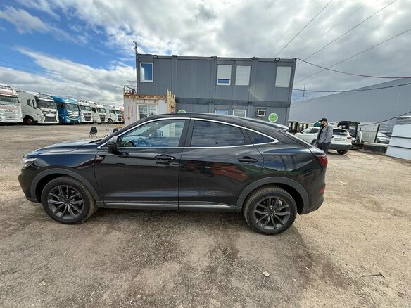 2024 Dongfeng DFSK ix5, чёрный, 1700000 рублей - вид 4