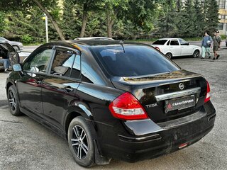 2010 Nissan Tiida I Рестайлинг, чёрный, 825000 рублей, вид 4