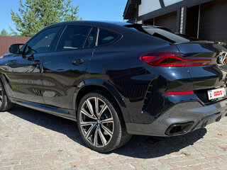2020 BMW X6 40d III (G06), чёрный, 6399000 рублей, вид 4