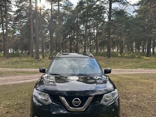 2017 Nissan X-Trail III, чёрный, 1820000 рублей, вид 1