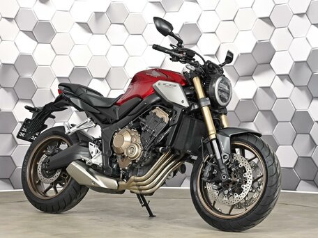 2020 Honda CB 650R, красный, 977000 рублей, вид 1