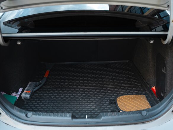 2013 Mazda 3 III (BM), белый, 1250000 рублей - вид 12