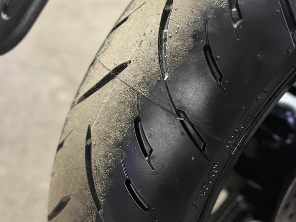 2013 Suzuki SFV 650 Gladius, белый, 480000 рублей - вид 6