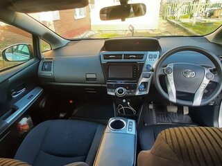 2016 Toyota Prius Alpha I (ZVW40/41) Рестайлинг, серый, 1600000 рублей, вид 5