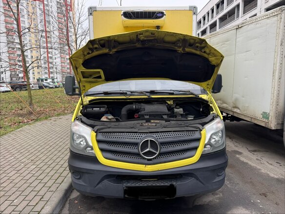 2018 Mercedes-Benz Sprinter, жёлтый, 1999999 рублей - вид 2