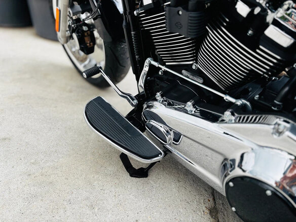 2025 Harley-Davidson Fat Boy, чёрный, 3700000 рублей - вид 10