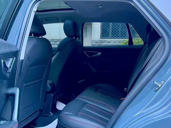 2023 Audi Q2 L 35 TFSI I Рестайлинг, серый, 1951010 рублей - вид 17
