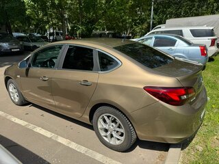 2013 Opel Astra J Рестайлинг, бежевый, 650000 рублей, вид 4