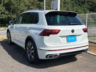 2021 Volkswagen Tiguan II Рестайлинг, белый, 1720000 рублей, вид 5