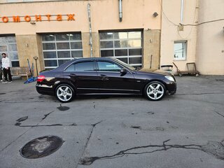 2009 Mercedes-Benz E-Класс 220 5G-Tronic IV (W212, S212, C207), коричневый, 1150000 рублей, вид 4