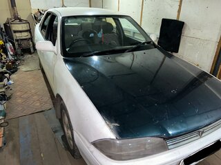 1990 Toyota Vista III (V30), белый, 300000 рублей, вид 1
