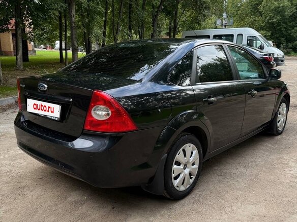2010 Ford Focus II Рестайлинг, чёрный - вид 5
