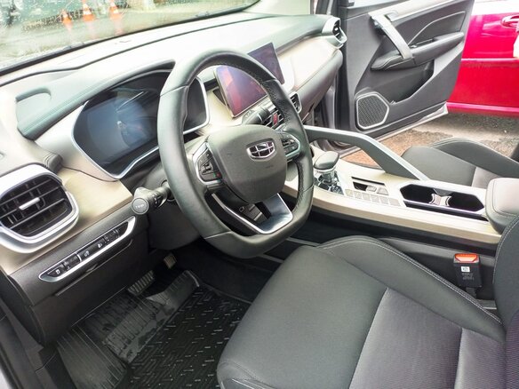 2023 Geely Coolray I, серый
