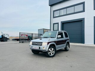 Mitsubishi Pajero Mini II
