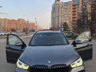 2019 BMW X1 20i xDrive II (F48), серый, 3950000 рублей, вид 3