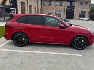 2013 Porsche Cayenne S Diesel II (958), красный, 3500000 рублей, вид 4