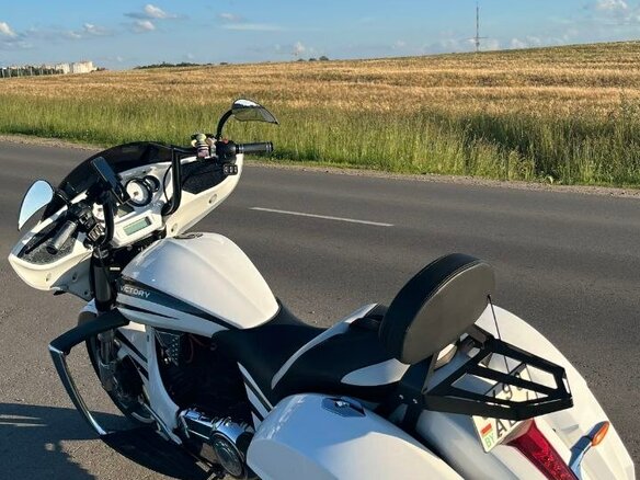 2012 Victory Cross Country, белый, 700000 рублей - вид 2