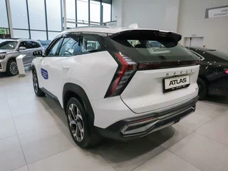 2025 Geely Atlas II, белый, 3472000 рублей, вид 2