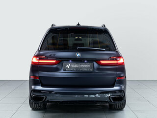 2022 BMW X7 30d I (G07), чёрный, 8800000 рублей, вид 5