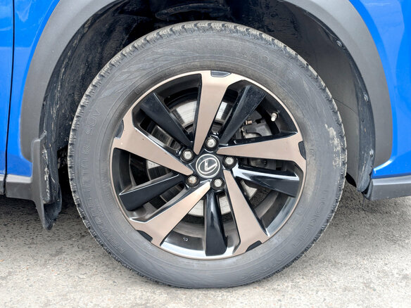 2020 Lexus NX 200 I Рестайлинг, голубой, 3950000 рублей - вид 17