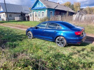 2014 Volkswagen Jetta VI Рестайлинг, синий, 595000 рублей, вид 4