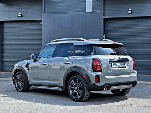 2021 Mini Countryman Cooper II Рестайлинг, серый, 2490000 рублей - вид 2