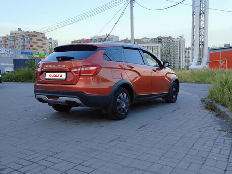 2018 Lada (ВАЗ) Vesta SW Cross I, оранжевый, 606000 рублей, вид 4