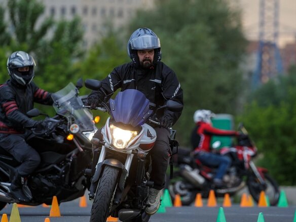 2010 Honda CB 600F Hornet, белый, 590000 рублей - вид 13