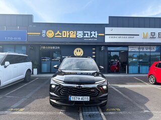 2023 Chevrolet TrailBlazer III Рестайлинг, чёрный, 1700000 рублей, вид 2
