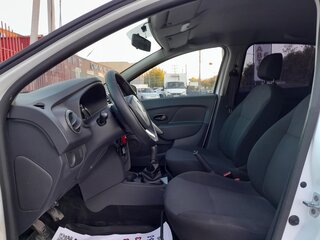 2014 Renault Logan II, белый, 758000 рублей, вид 5
