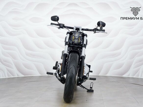 2019 Harley-Davidson Breakout, чёрный, 2299000 рублей - вид 3
