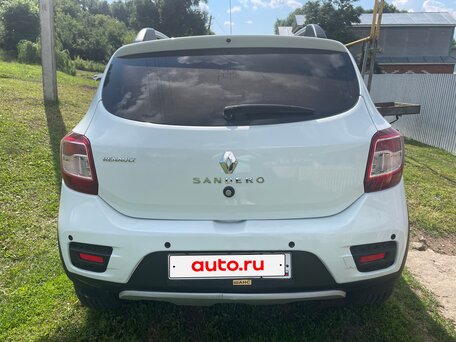 2018 Renault Sandero Stepway II Рестайлинг, белый, 870000 рублей, вид 5