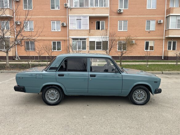 2004 Lada (ВАЗ) 2107, серый, 188000 рублей - вид 6