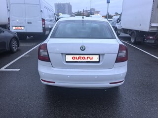 2013 Skoda Octavia II (A5) Рестайлинг, белый, 680000 рублей, вид 4
