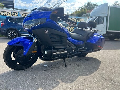 2015 Honda GL 1800 Gold Wing, синий, 1675000 рублей, вид 2