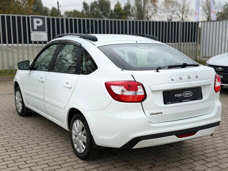2018 Lada (ВАЗ) Granta I Рестайлинг, белый, 612000 рублей, вид 4