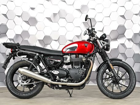 2023 Triumph Speed Twin, красный, 827000 рублей, вид 3