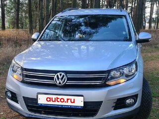 2013 Volkswagen Tiguan I Рестайлинг, серебристый, 990000 рублей, вид 2