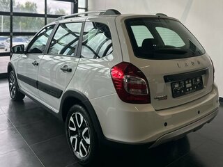 2026 Lada (ВАЗ) Granta Cross I Рестайлинг, белый, 1205000 рублей, вид 2
