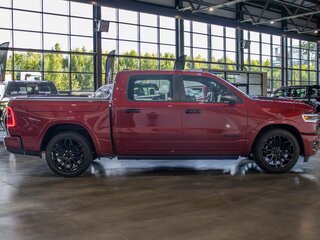 2026 Ram 1500 Crew Cab V Рестайлинг, красный, 9690000 рублей, вид 5