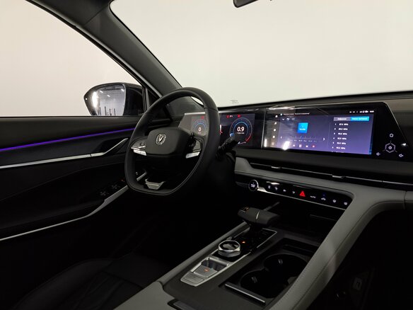 2024 Changan CS75 Plus III, чёрный, 2950000 рублей - вид 12
