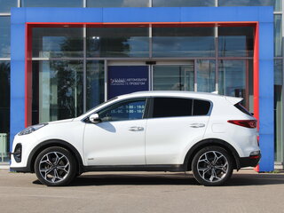 2018 Kia Sportage IV Рестайлинг, белый, 2340000 рублей, вид 2