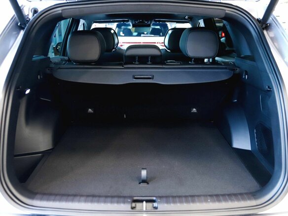 2026 Geely Monjaro I Рестайлинг, серебристый, 4954990 рублей - вид 15