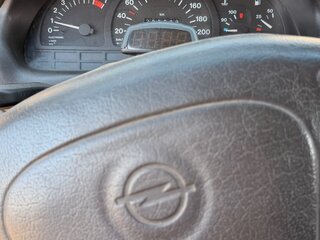 1996 Opel Astra 16LZ2 F, чёрный, 110000 рублей, вид 4