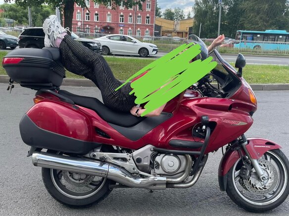 2002 Honda NT650V Deauville, красный - вид 5