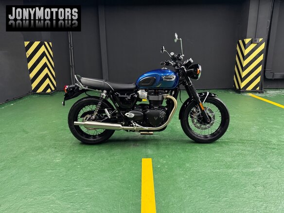 2023 Triumph Bonneville T100, синий, 1075000 рублей