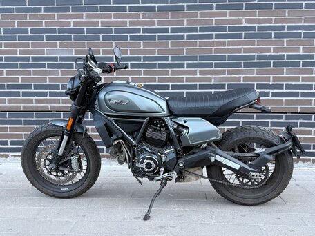 2022 Ducati Scrambler 800, серый, 1099000 рублей, вид 1